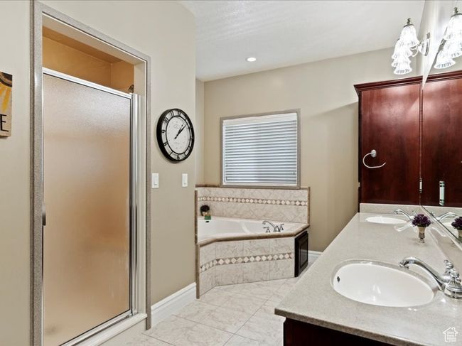 898 E 260 N, House other with 4 bedrooms, 5 bathrooms and 9 parking in Hyde Park UT | Image 27