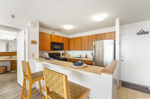 apt-606-98-402 Koauka Loop, Aiea, HI, 96701-4570 | Card Image