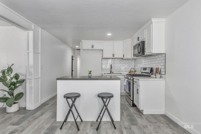 207 Park Ave, House other with 3 bedrooms, 2 bathrooms and 1 parking in Nyssa OR | Image 6