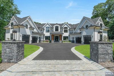 675 Navaho Trail Drive, House other with 6 bedrooms, 6 bathrooms and null parking in Franklin Lakes NJ | Image 2