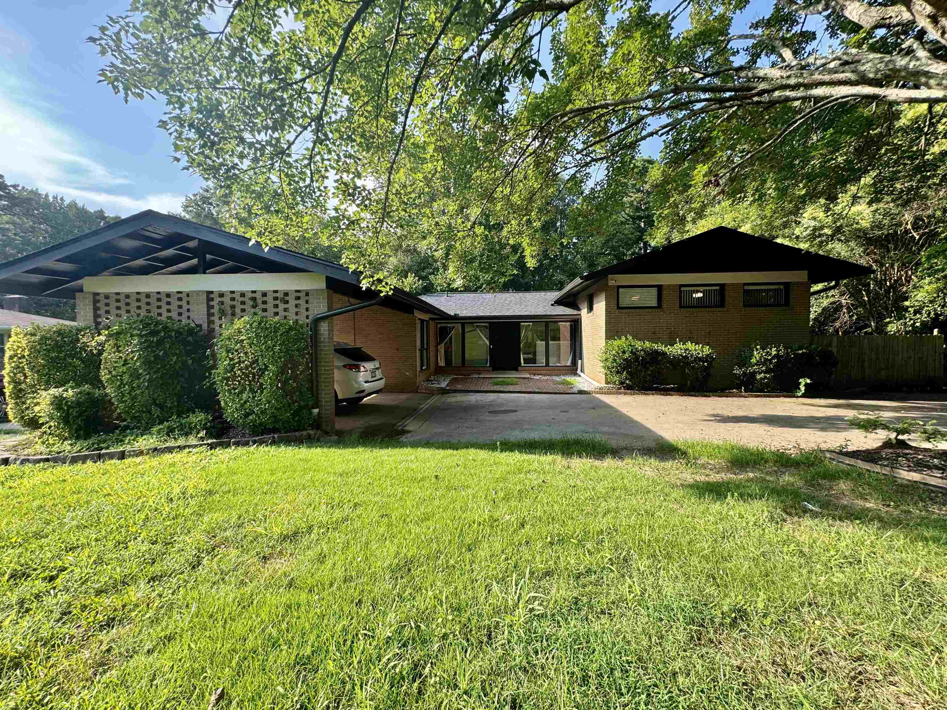 Crestview Dr, Gaffney, SC 29340