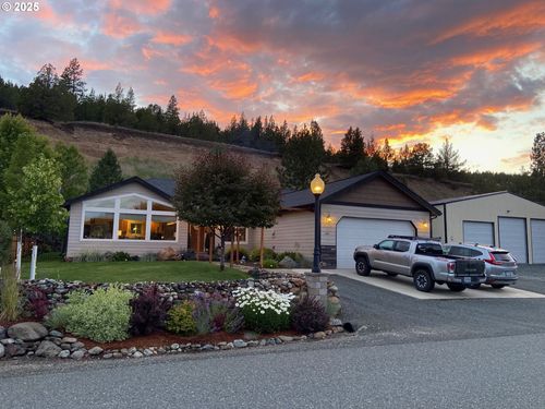 265 Elkview Dr, Canyon City, OR, 97820-6001 | Card Image