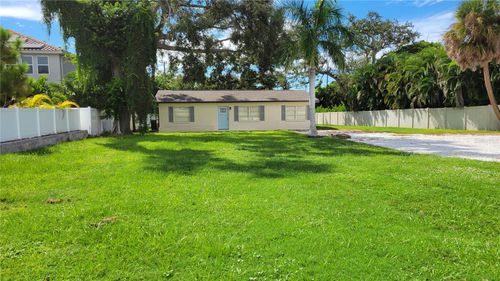 3932 Sunshine Ave, SARASOTA, FL, 34231-3547 | Card Image