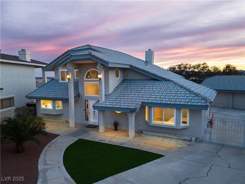 2327 River City Dr, Laughlin, NV, 89029-1907 | Card Image