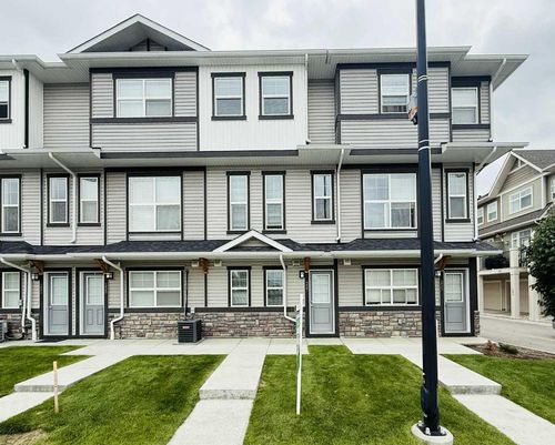 257 Legacy Common Se, Calgary, AB, T2X4H9 | Card Image