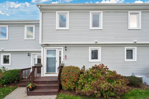 37-37 Mallard Cove, East Hampton, CT, 06424 | Card Image