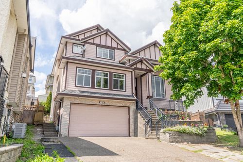 7161 151 St, Surrey, BC, V3S7Y8 | Card Image