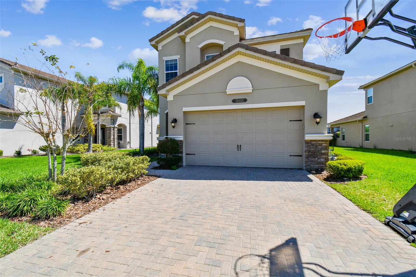 Lindentree Dr, Wesley Chapel, FL 33543