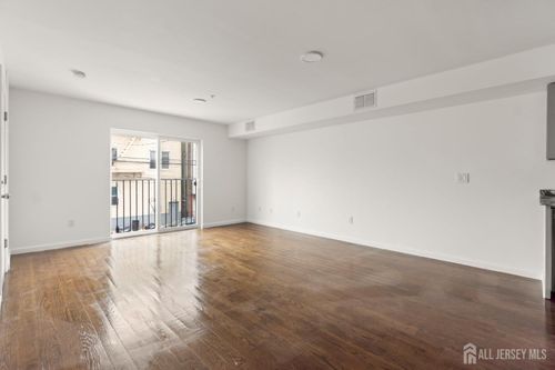 2-496 S 18th St, Newark, NJ, 07103-1208 | Card Image