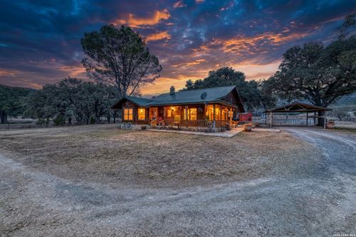 969 Walter White Ranch Rd., Leakey, TX, 78873 | Card Image