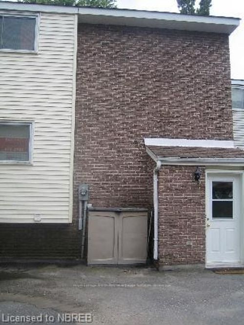6-575 Gormanville Rd, North Bay, ON, P1B8N9 | Card Image