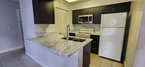 305-1227 Sw 46th Ave, Pompano Beach, FL, 33069-0907 | Card Image