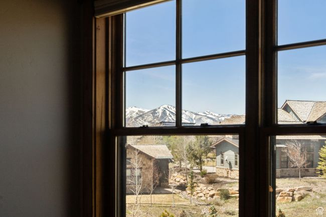 Details featuring a mountain view | Image 38