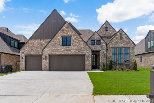 14244 S Delaware Pl, Bixby, OK, 74008-4681 | Card Image