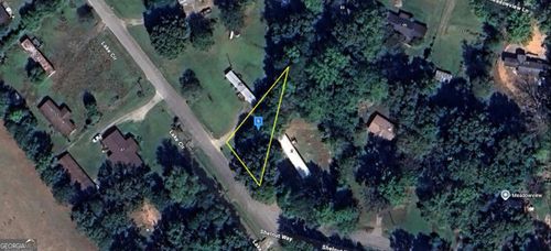 60 Lake Cir, Newnan, GA, 30263-4563 | Card Image