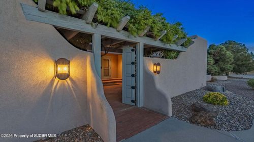 4102 Saint Michaels Dr, Farmington, NM, 87401-0807 | Card Image