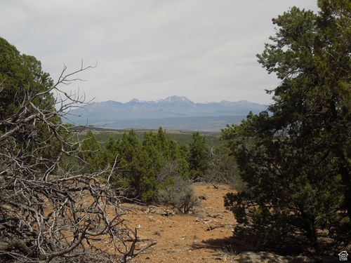 13-13 Sunrise Country Rd, Monticello, UT, 84535 | Card Image