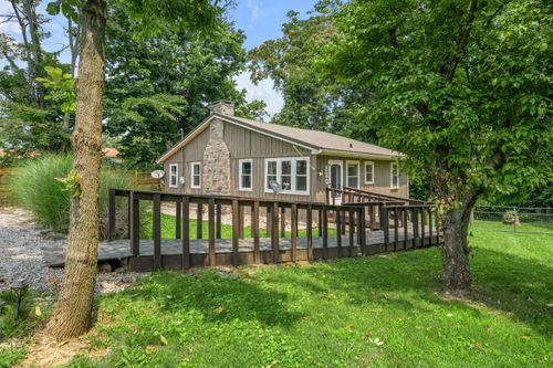 220 Kennedy Ln, Lancaster, KY, 40444-7384 | Card Image