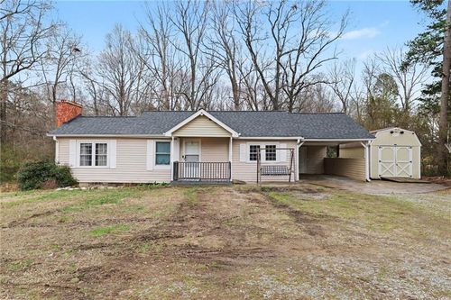 3533 Denton Rd, Thomasville, NC, 27360-6169 | Card Image