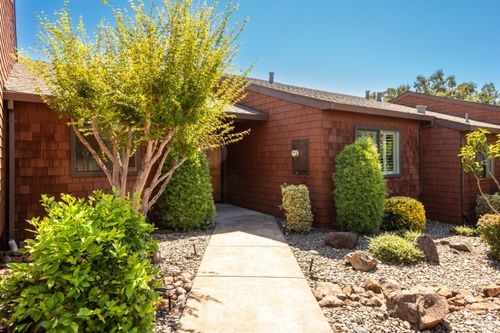 232 Indian Creek Dr, Santa Rosa, CA, 95409-4257 | Card Image