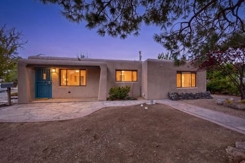 1601 Hendola Dr, Albuquerque, NM, 87110-5519 | Card Image