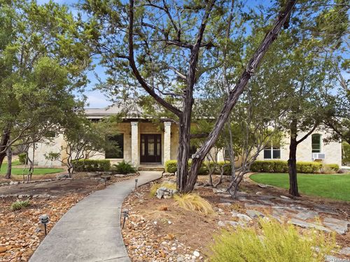 104 Auburn Xing, Boerne, TX, 78006-4205 | Card Image