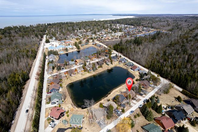 30 Cabin Cres, House other with 3 bedrooms, 1 bathrooms and 2 parking in Wasaga Beach ON | Image 35