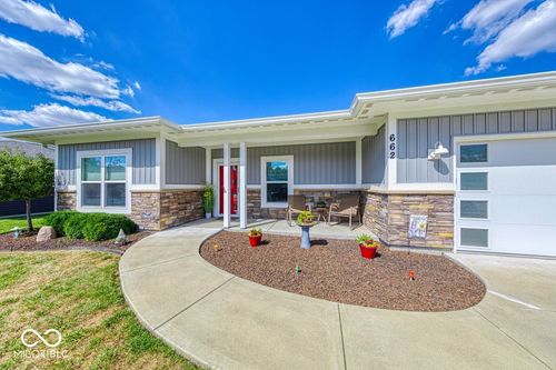 662 Sobota Way, Trafalgar, IN, 46181-9341 | Card Image