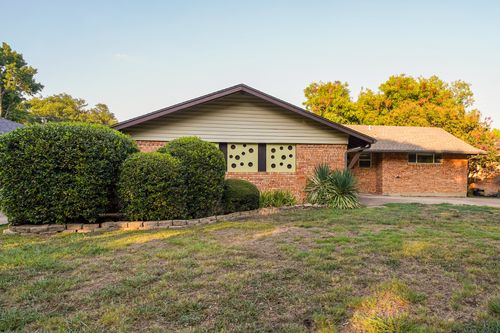4422 Dalny St, Dallas, TX, 75214-2304 | Card Image