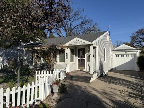 705 N 1st St, Bismarck, ND, 58501-3629 | Card Image