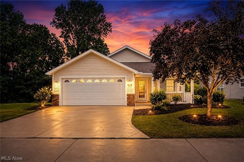 3841 Fennway Blvd, Medina, OH, 44256-5628 | Card Image