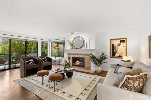 101-217 Alder St, Edmonds, WA, 98020-3530 | Card Image