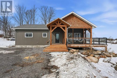 824 East Road Loop, Hastings Highlands (Monteagle Ward), ON, K0L1C0 | Card Image