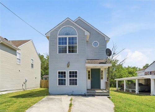 1104 Railroad Ave, Chesapeake, VA, 23324-2754 | Card Image
