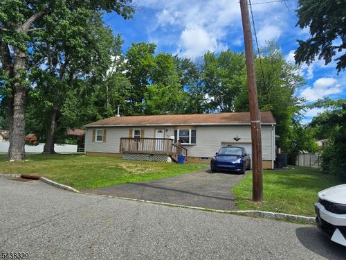 93 Orston Rd, Parsippany, NJ, 07054-3168 | Card Image