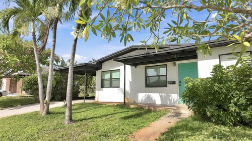 720 S 11th St, Lantana, FL, 33462-4304 | Card Image