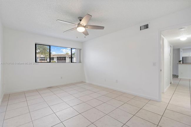 APT-106E - 9729 Hammocks Blvd, Condo with 2 bedrooms, 1 bathrooms and null parking in Miami FL | Image 7