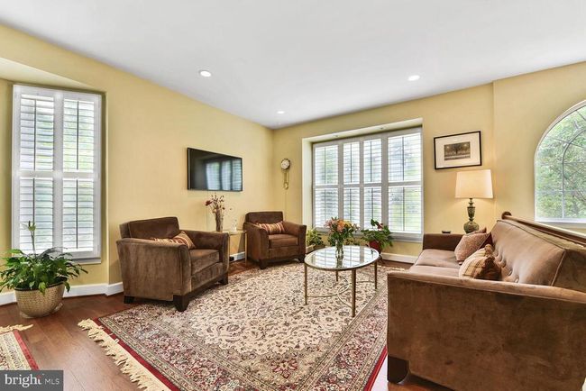 1249 Wild Hawthorn Way, Townhouse with 3 bedrooms, 4 bathrooms and null parking in RESTON VA | Image 9