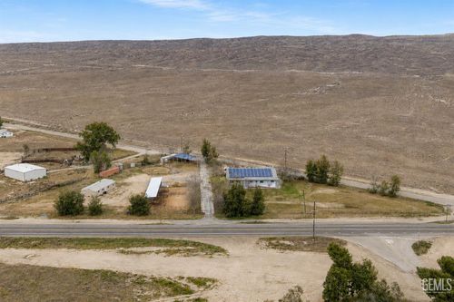 28106 Highway 119, Taft, CA, 93268 | Card Image