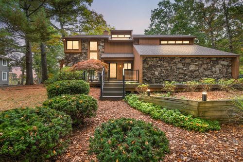 4893 Canyon Oaks Dr, Brighton, MI, 48114-8619 | Card Image