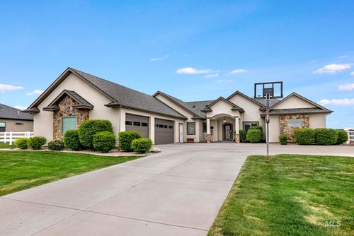 3743 N 2481 E, Twin Falls, ID, 83301-5566 | Card Image