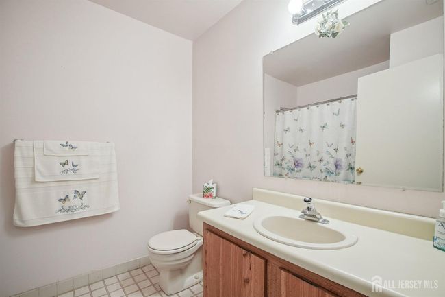 268-A Alpine Way, Townhouse with 2 bedrooms, 2 bathrooms and null parking in Woodbridge NJ | Image 8
