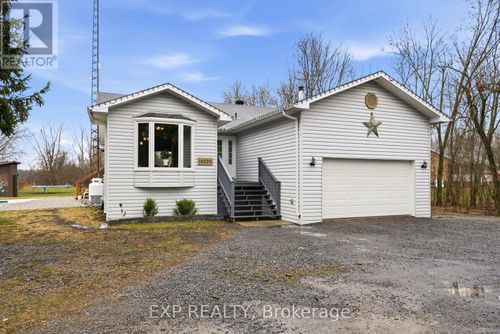 16220 Northfield Rd, Lunenburg, ON, K0C1R0 | Card Image