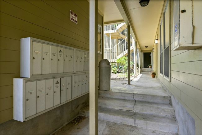 APT-103 - 202 E 45 Th St, Condo with 1 bedrooms, 1 bathrooms and null parking in Austin TX | Image 17