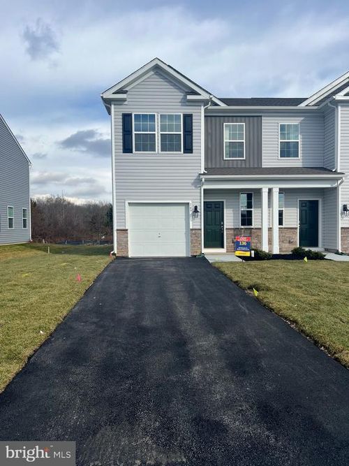169 Mazzeo Dr, Glassboro, NJ, 08028-2675 | Card Image