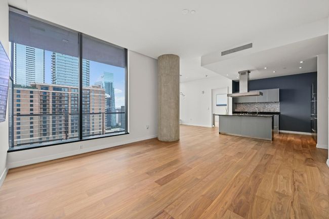 APT-2011 - 210 Lavaca St, Condo with 2 bedrooms, 3 bathrooms and 2 parking in Austin TX | Image 8
