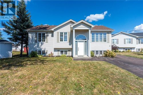 21 Bonavista Crt, Moncton, NB, E1G2H4 | Card Image