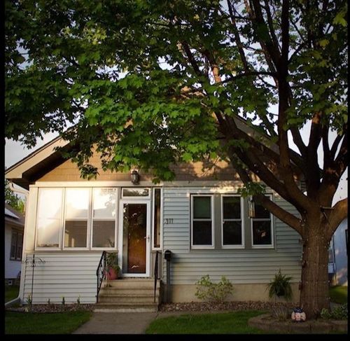 311 6th Ave S, South Saint Paul, MN, 55075-2625 | Card Image