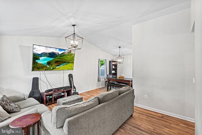 10420 Forest Hill Ct, House other with 3 bedrooms, 2 bathrooms and null parking in FREDERICKSBURG VA | Image 9