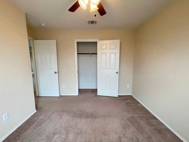 602 Moonwalker Trl, House other with 3 bedrooms, 3 bathrooms and 4 parking in Buda TX | Image 27